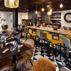 Mercure Lyon Est 4* Chaponnay