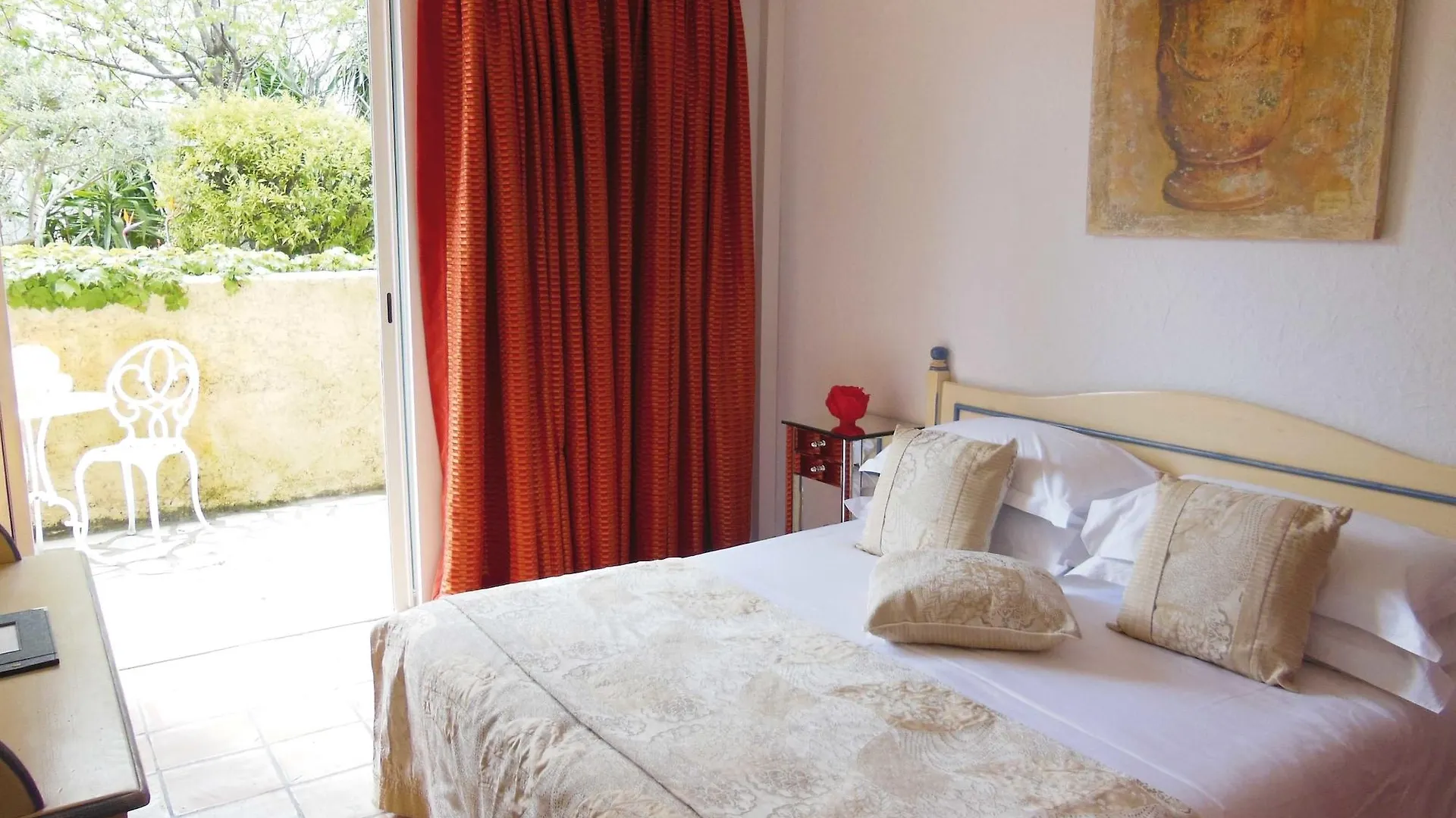 Hotel La Villa Sainte Valerie Adults Only Juan-les-Pins 4*,
